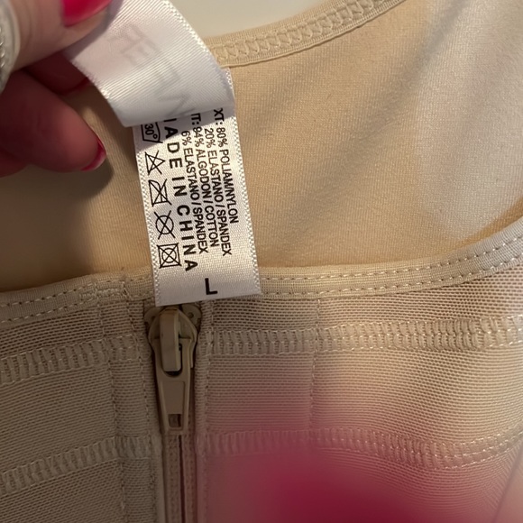 Body Shaper L - Picture 3 of 4